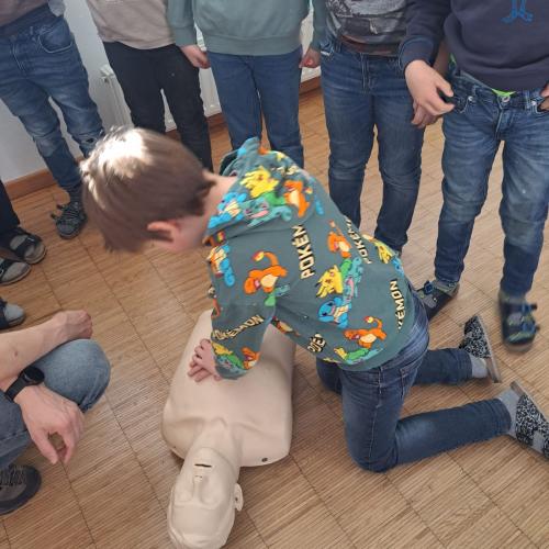 Herzdruckmassage_2